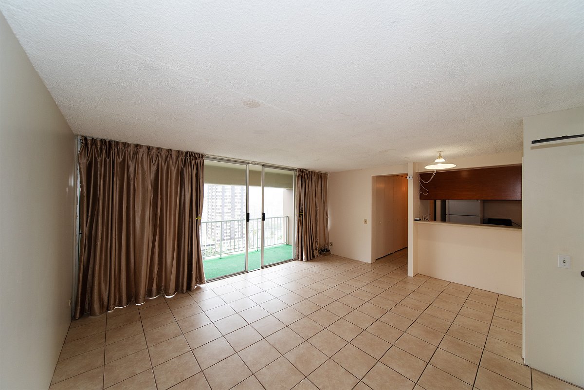 430 Keoniana Street - 1
